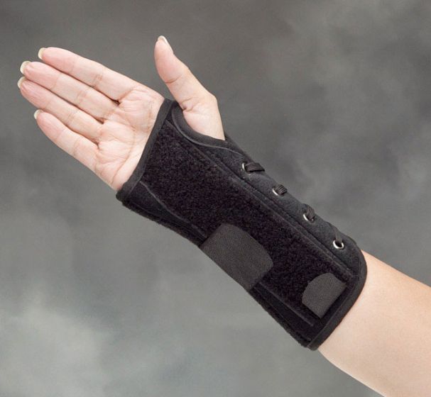  Titan™ Wrist-Lacing Orthotic