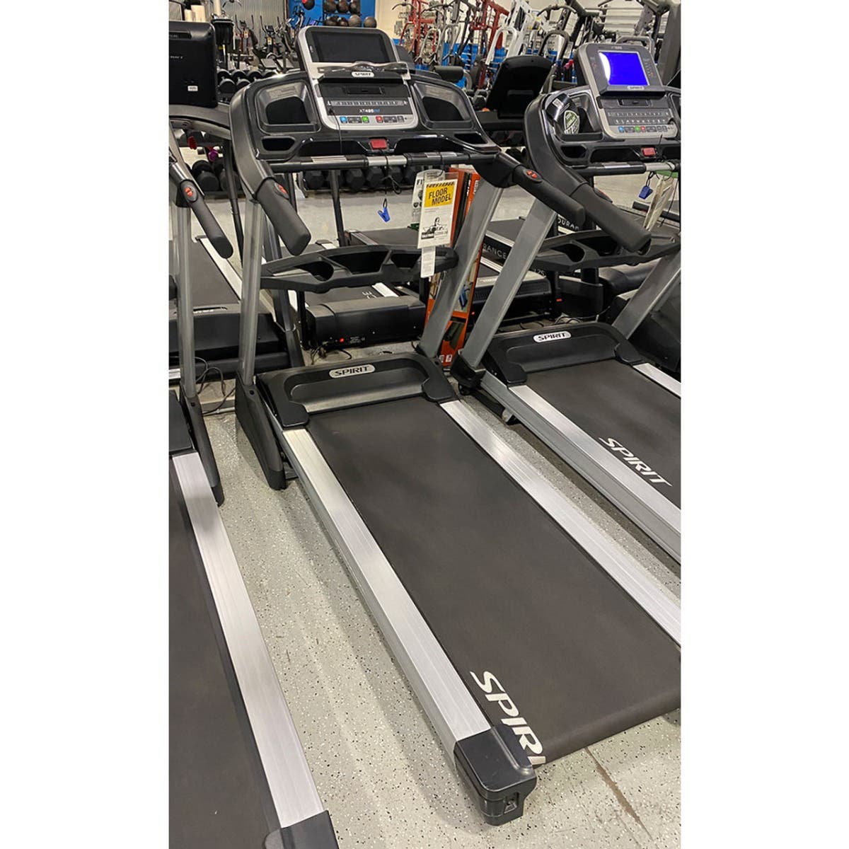 Spirit XT 485 ENT Treadmill - 15.6 touch Screen W/Mirroring and WiFi