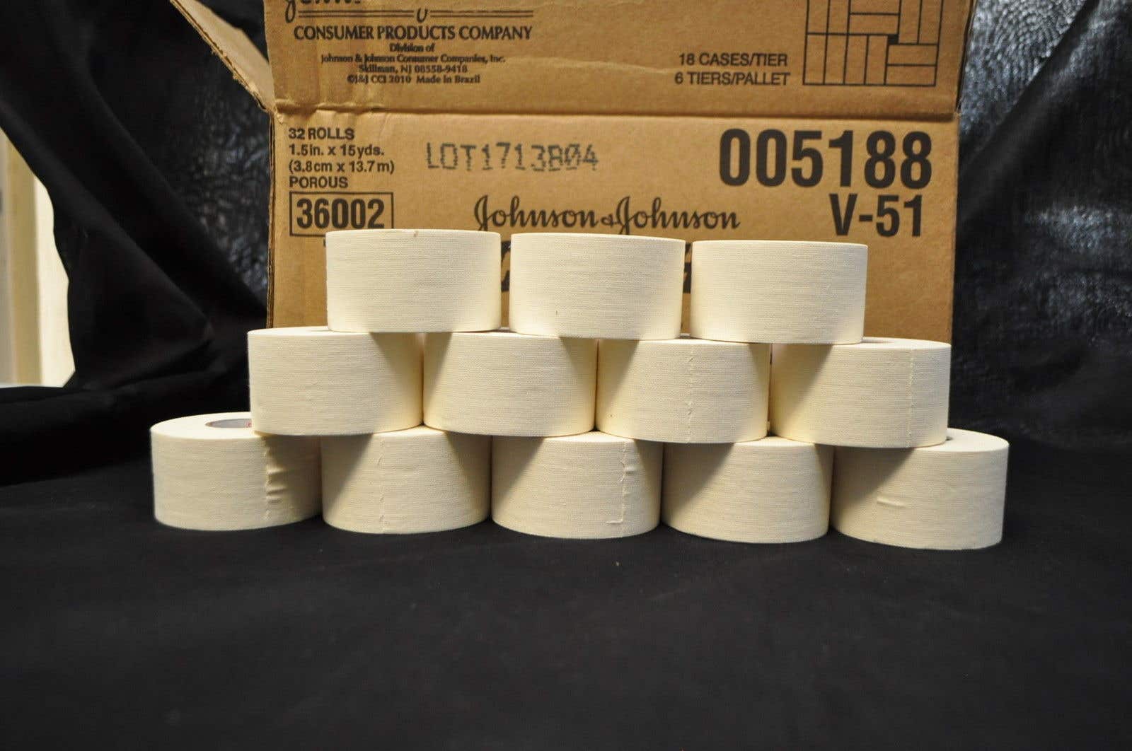 Coach Athletic Tape 1 1/2X15yds, 32/Case